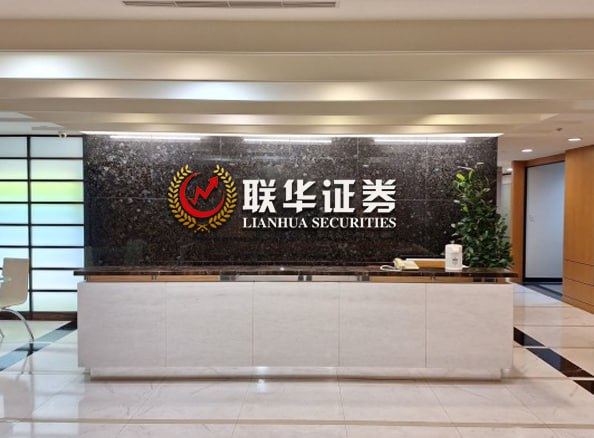 《杠杆江湖：中国配资网的财富密码与暗流涌动》